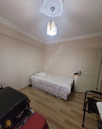 Dolunay Emlak'tan 17 Eylül Mahallesinde Satılık 2+0 Daire