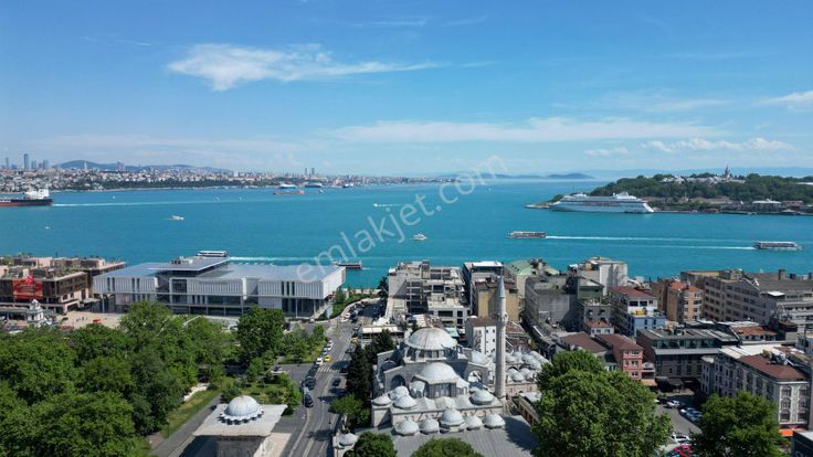 Suna Tabakçı'dan Tophane Tek Parselde Satılık 2 Ticari Bina