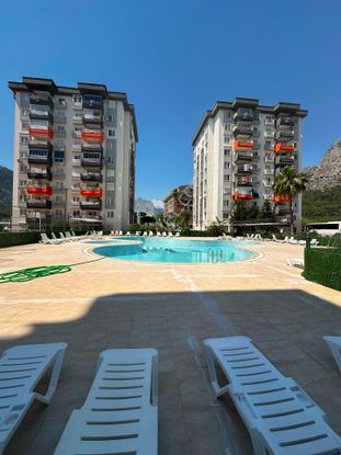 Sarısu Tenis Resort'te Satılık Ara Kat 3+1 Daire