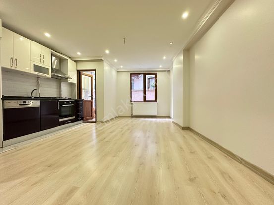 Çeliktepe'de, Metroya 2dk, 2+1, Cadde Üzeri Kiralık Daire,artum