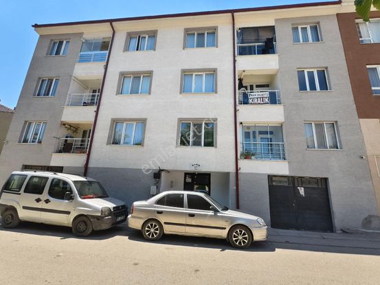 Pera'dan 71 Evler Ertaş Cd'si Yakını, Ara Kat, Kiralık 3+1 Daire