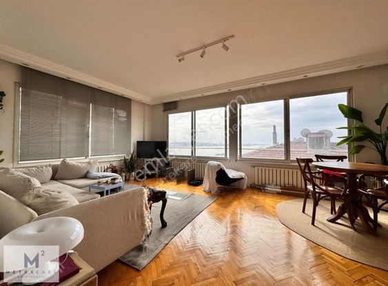 Cihangirde Satılık 3+1 Daire Boğaz Manzaralı / Galataport