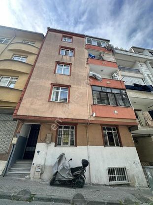2+1 95 M2 1999 Yapımı Geniş Giriş Kat