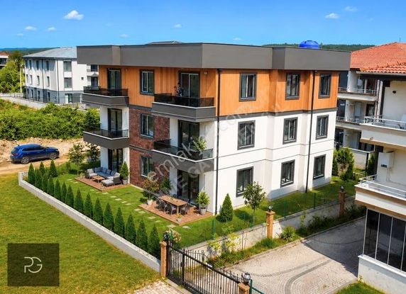 Prıme'dan Havuzlu Butik Sitede Şık Ve Modern 1+1 Daire!