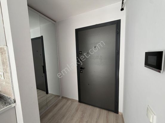 Tece'de Yatırım Fırsatı 2+1 İskanlı Ara Kat Daire