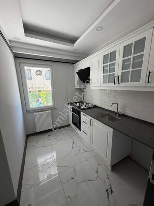 Çobançeşme Mahallesinde 1+1 Ayrı Mutfak Satılık Daire