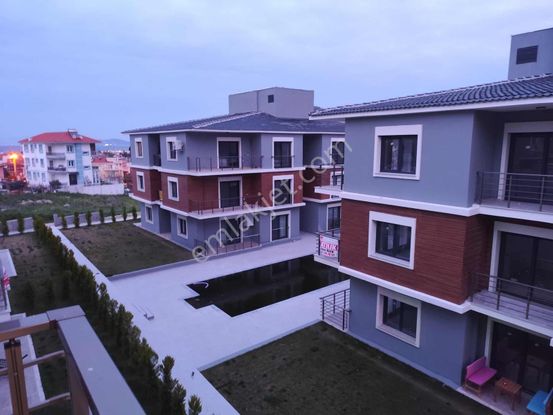Lüks Sıte Içerısınde Yazın Keyfını Çıkarın