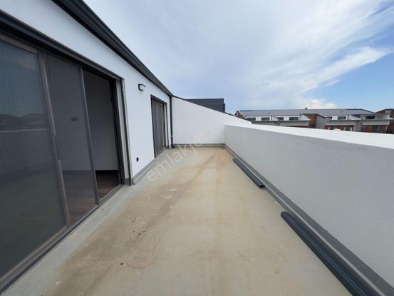 Privatus Verus’ta 3+1 Çatı Dubleks Kiralık