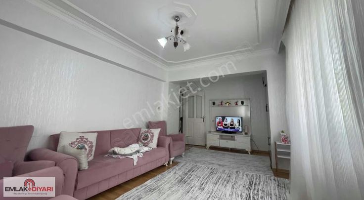 Emlak Diyarından Yeditepe'de 2+1 Temiz Kiralık Daire!!!!