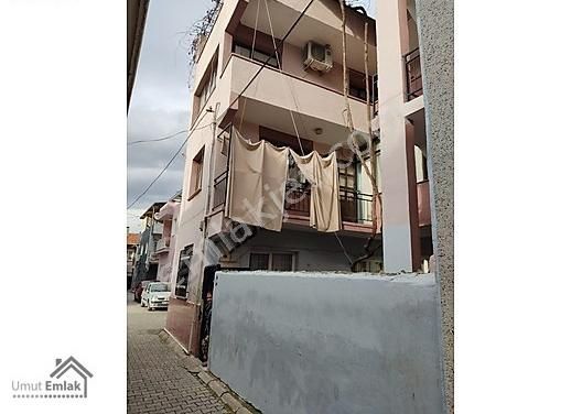 Bornova Meric Mahallesi Satilik Ev Emlakjet