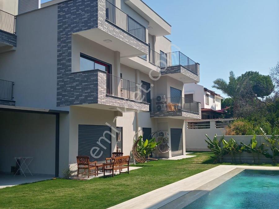 izmir cesme kiralik residence emlakjet