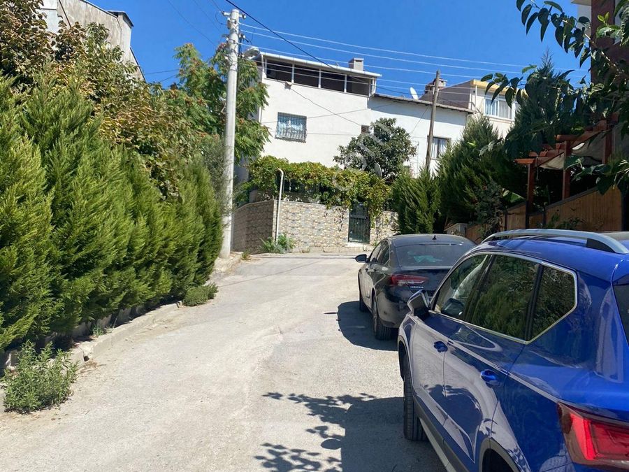 Gaziemir Beyazevler Mahallesi Satilik Ev Emlakjet