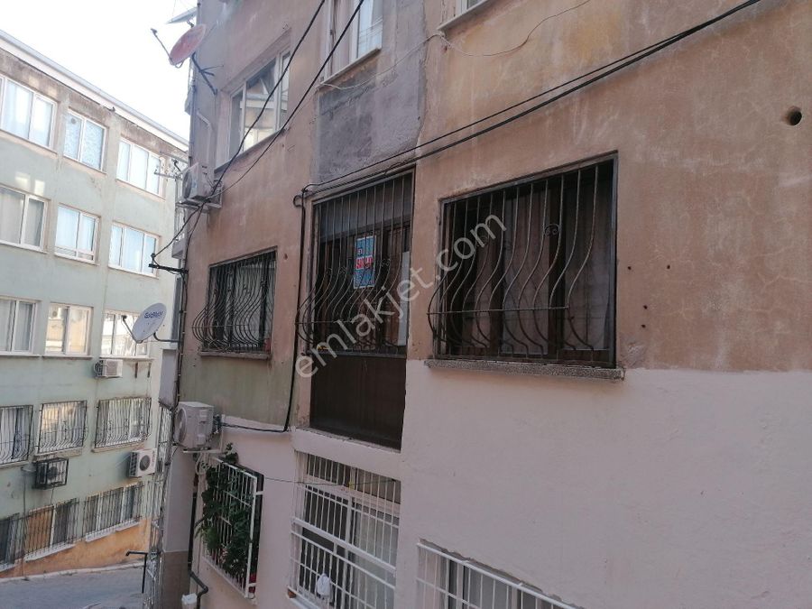 Konak Mithatpasa Mahallesi Satilik Ev Emlakjet