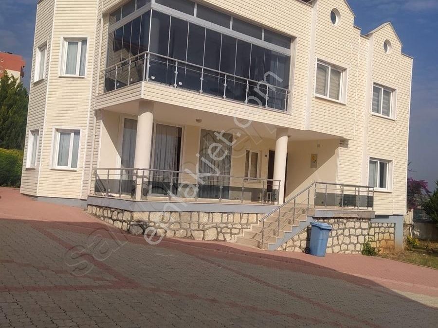 erdemli koyuncu mahallesi satilik villa emlakjet