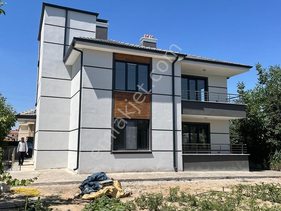 Konya Buhara Mah Satılık Bahçeli Ev