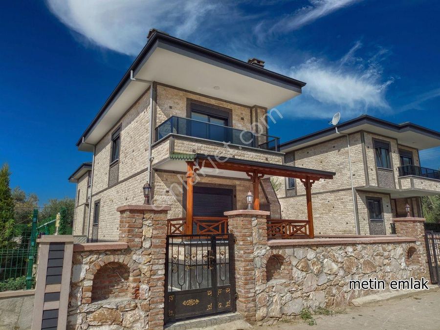 Balikesir Edremit Emlak Ofisinden Satilik Mustakil Ev Emlakjet